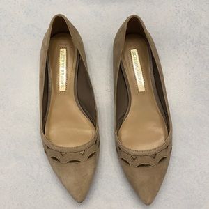 Tan Points Flats